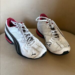 Men’s Sz 8 Puma White Sneakers with Black and Red Details
